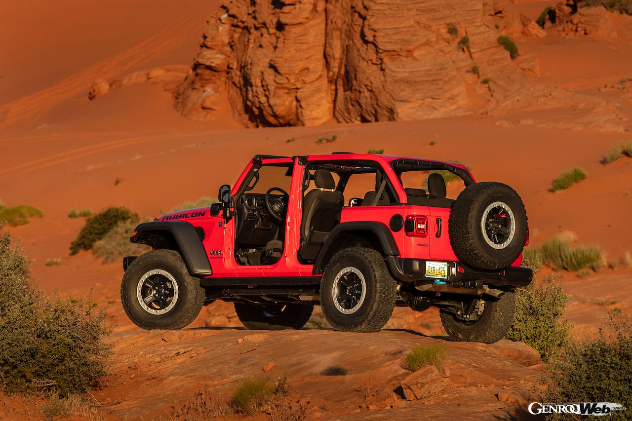 「ジープ ラングラー 4xe」2025年モデルのエクステリア。