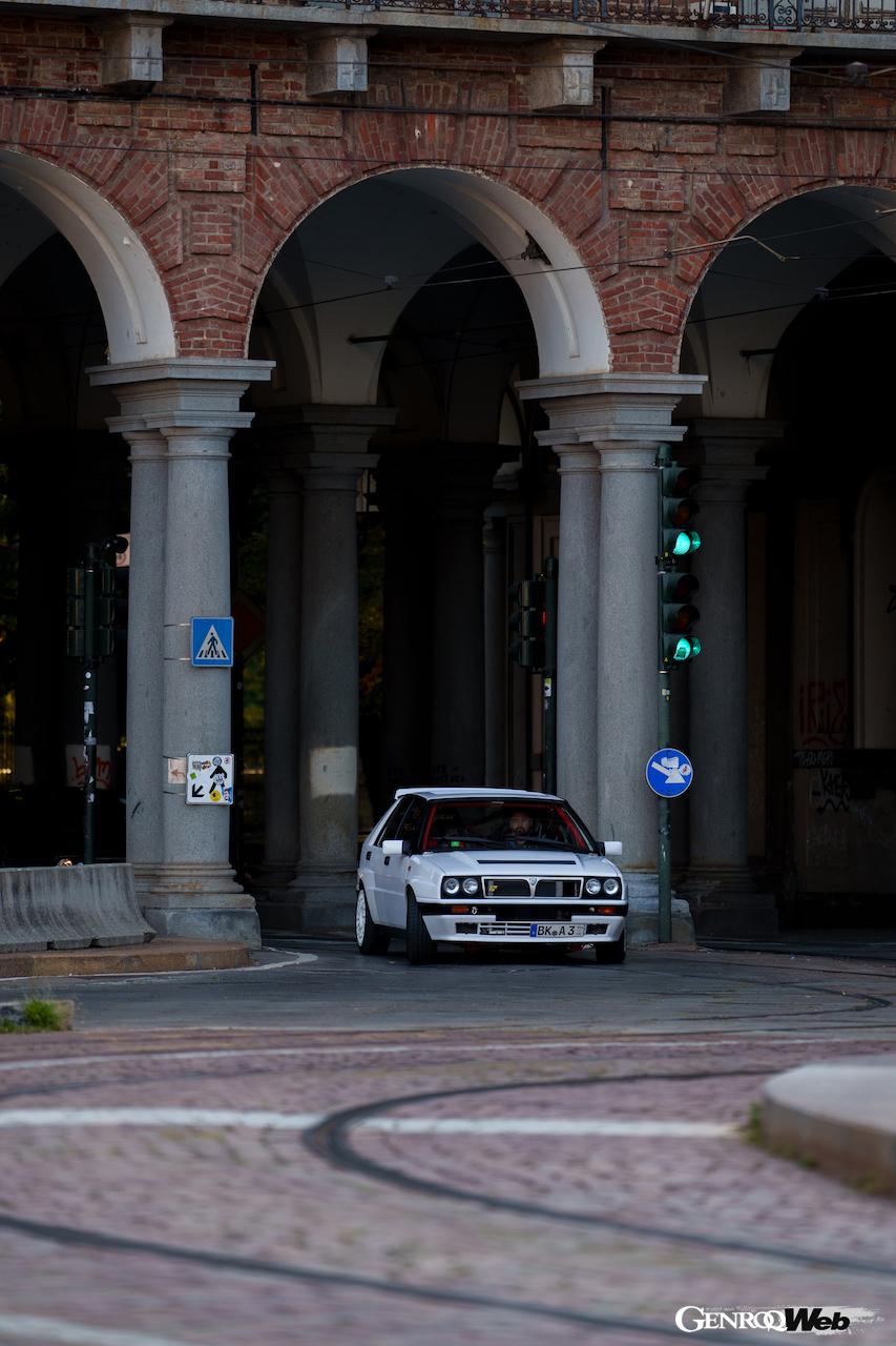 2024年の「アミキ・ミエイ」には、欧州6ヵ国から130台のランチア デルタが集まった。