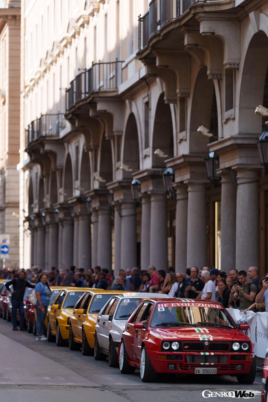 2024年の「アミキ・ミエイ」には、欧州6ヵ国から130台のランチア デルタが集まった。