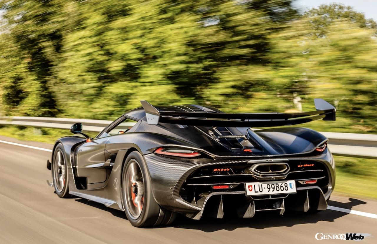 イタリアの素材ブランド「アルカンターラ」が協賛する「スーパーカー・オーナーズ・サークル」10周年記念イベントが開催。パガーニ、フェラーリ、ケーニグセグ、アストンマーティン、ランボルギーニといったスーパースポーツが、20台以上参加した。