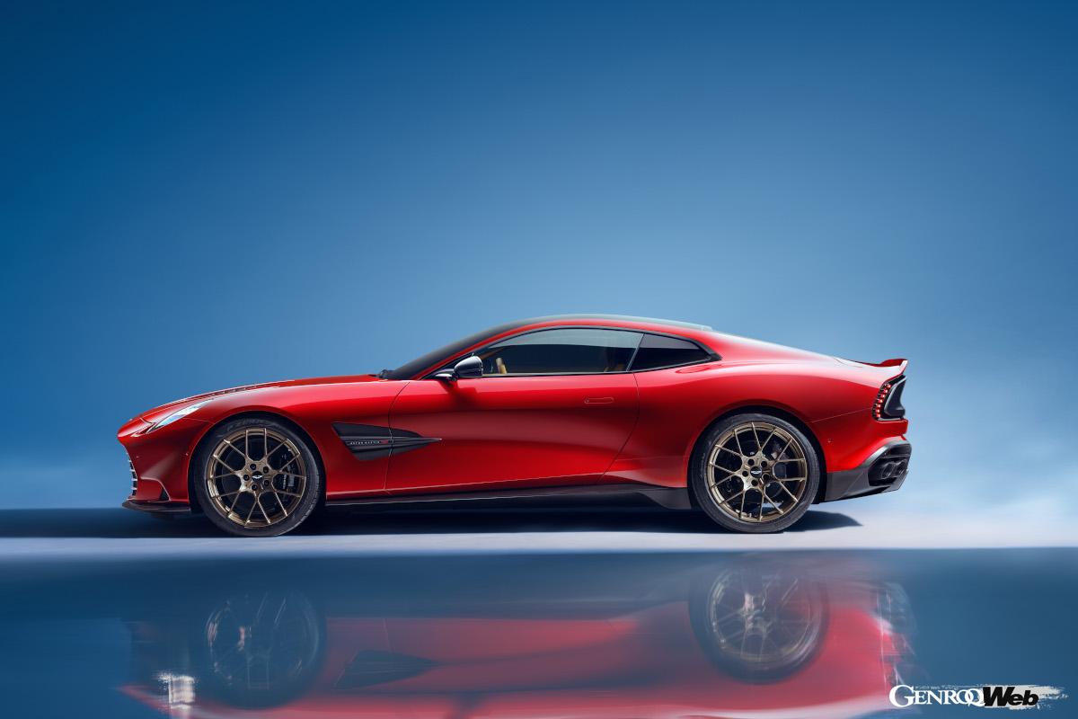 ロングホイールベースが生む優雅なフォルムが美しい。生産台数は年間1000台以下だという。