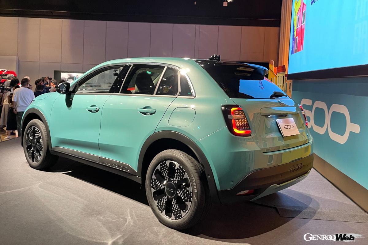 駆動方式はFWDの1モーターで最高出力115kW（156PS）、最大トルク270Nmを誇る。