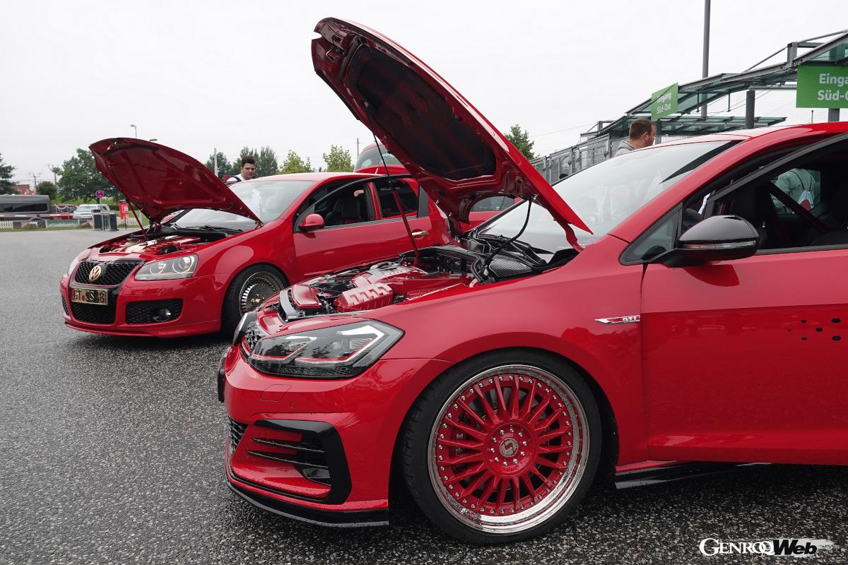 ドイツ本国のファンがカスタマイズしたGTIが並ぶ。歴代GTIはもちろん、今後登場するであろう次期型についてもCEO自ら語るトークショーも行われた。