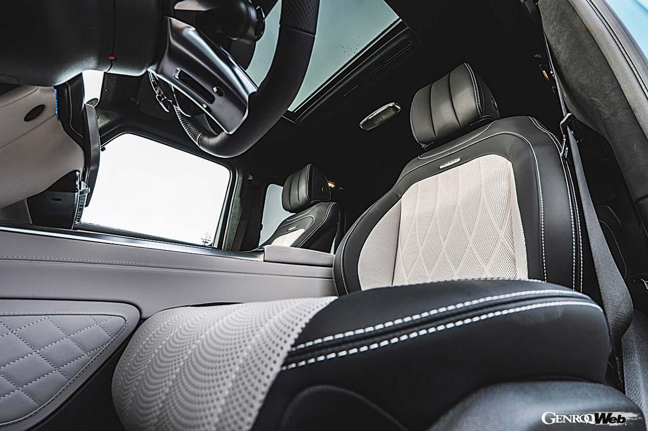 ダイヤモンドステッチが施された上質なナッパレザーシートを採用する。肌触りもよく、所有する喜びを満たしてくれるだろう。