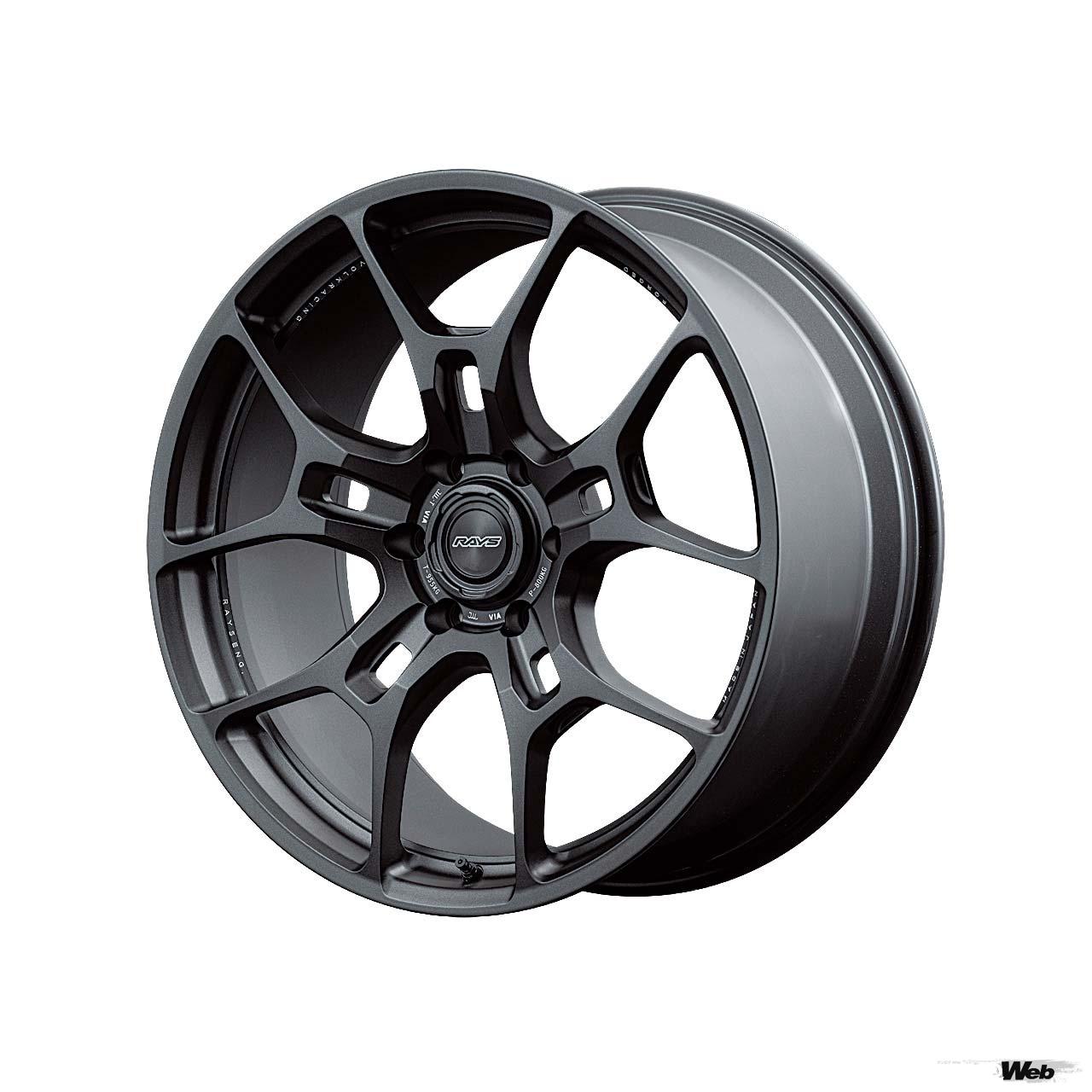 このベンテイガに装着されるのは深みのある黒色が特徴のブラストブラック2。他に光輝調のシルバーをまとうシャイニングライトメタルがある。サイズは22インチのみ。