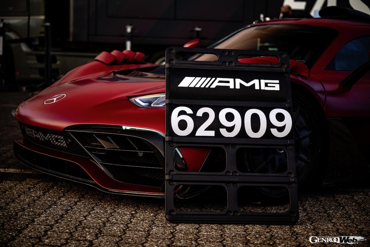 ハイブリッドハイパーカー「メルセデス AMG ONE」が、ニュルブルクリンク・ノルドシュライフェのタイムアタックに挑み、2022年に記録したタイムを5秒以上も更新する6分29秒090をマークした。