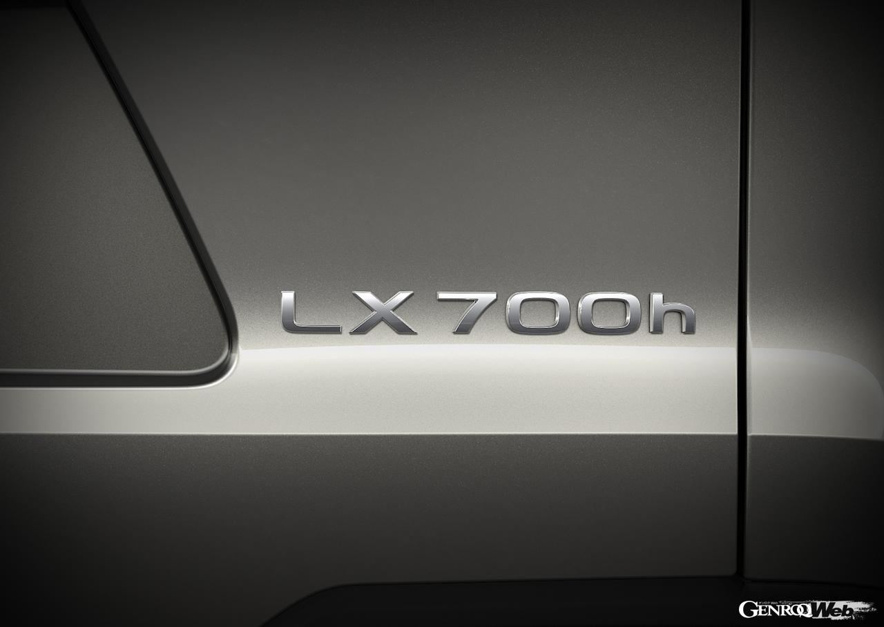 一部改良を実施し、新開発のハイブリッドパワートレインを搭載した「レクサス LX700h」のエクステリア。