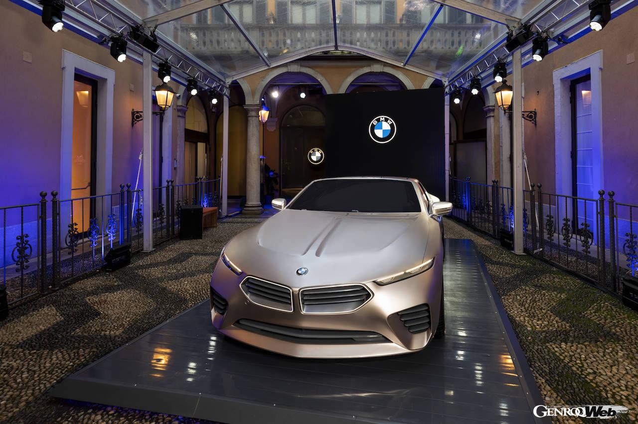 50台のみが少量限定生産される「BMW スカイトップ」のエクステリア。