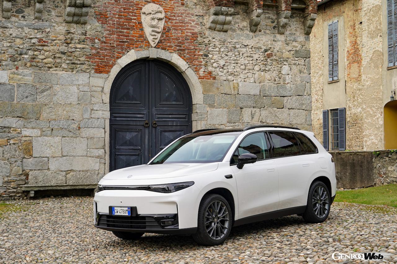 欧州市場に導入されるフル電動クロスオーバー「リープモーター C10」のエクステリア。