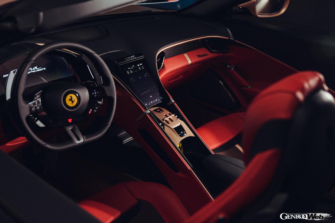 「テーラーメイド」が製作した、フェラーリ ローマ スパイダーのインテリア。