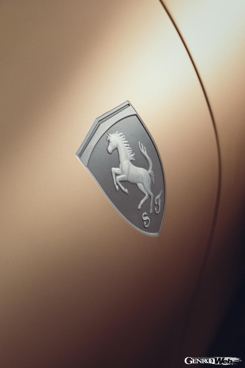 「テーラーメイド」が製作した、フェラーリ ローマ スパイダーのエクステリア。