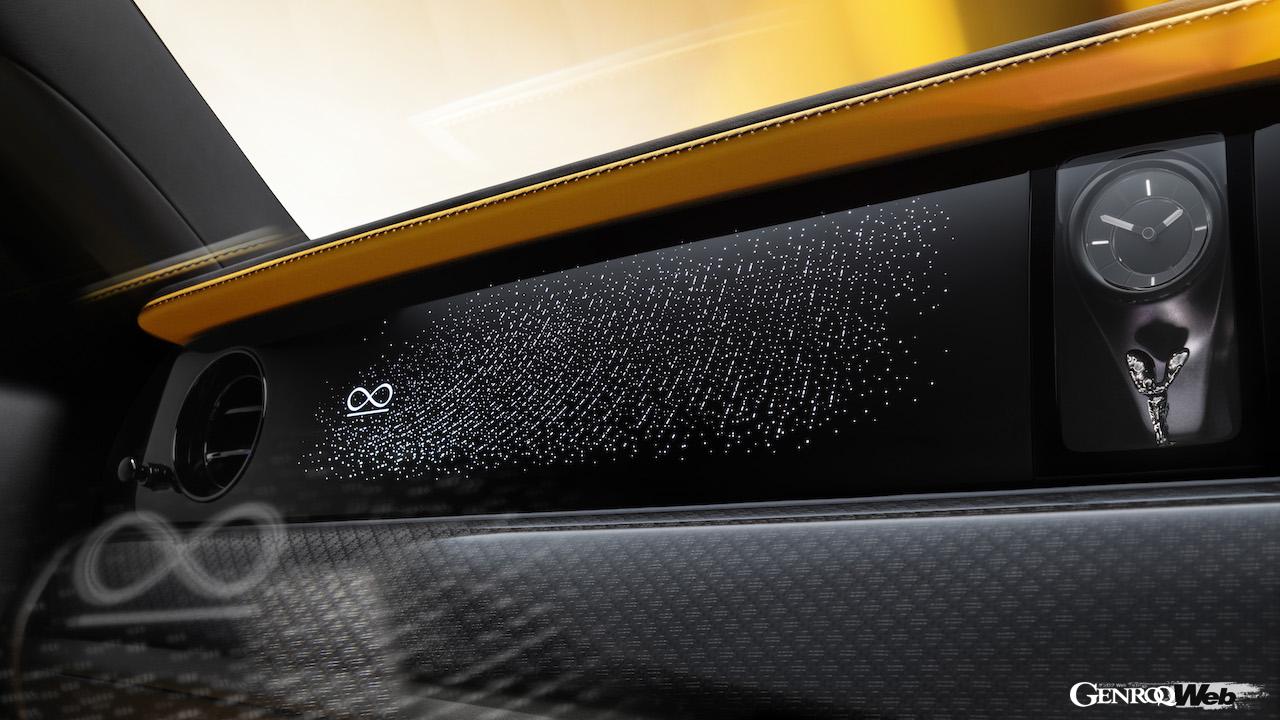 「ロールス・ロイス ブラック・バッジ ゴースト シリーズ II」のインテリア。