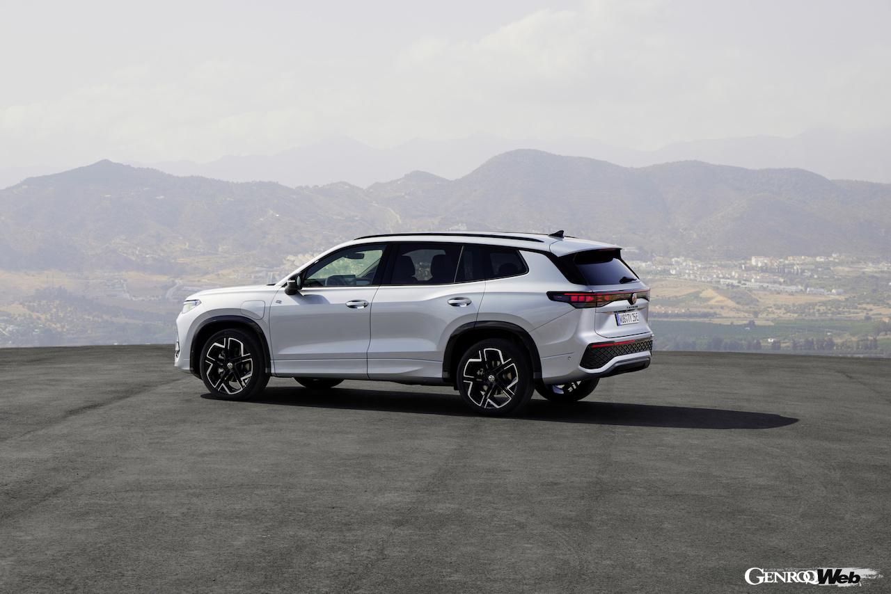 新型ミドルサイズSUV「フォルクスワーゲン タイロン」のエクステリア。