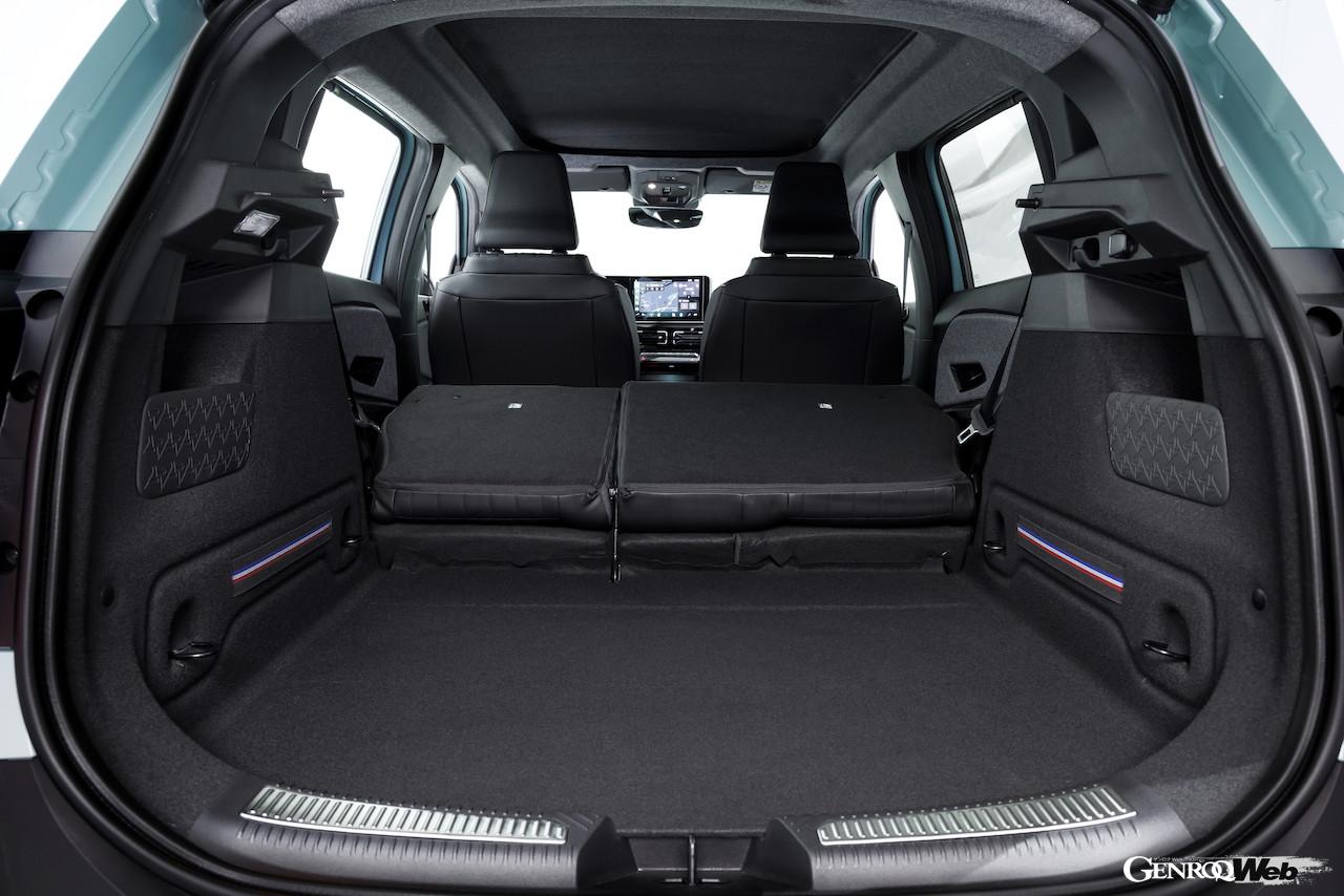 「ルノー 4 E-Tech エレクトリック」のラゲッジスペース