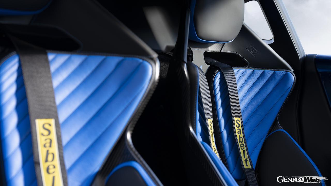 110台のみが限定販売される「アルピーヌ A110 R ウルティム」のコクピット。