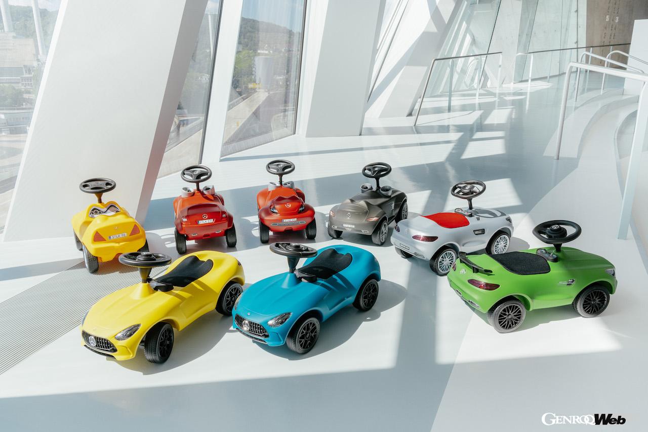 シュピルワーレンファブリック社によって製造されてきた、メルセデス・ベンツとAMGの歴代ボビーカー。