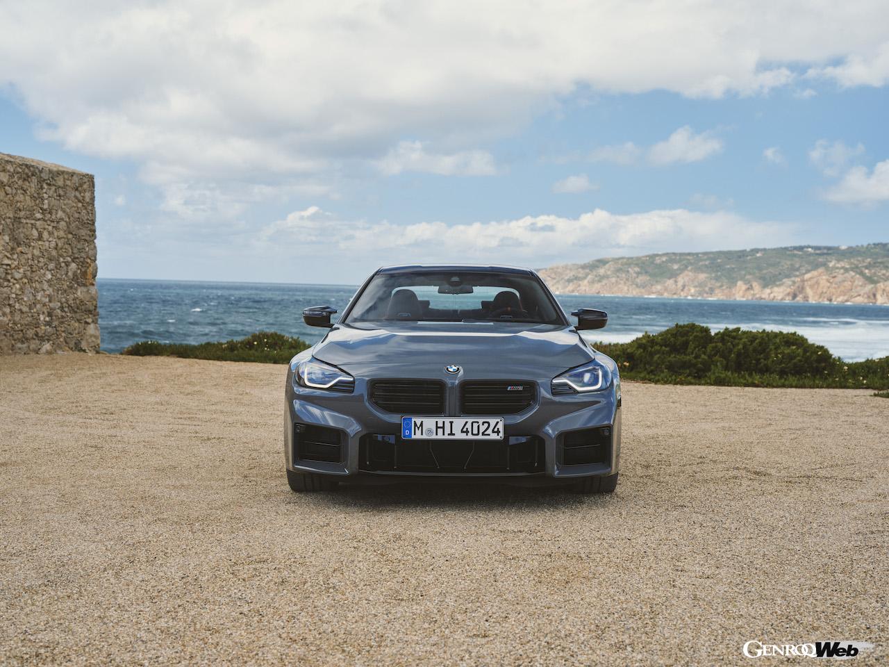 日本導入が開始された新型「BMW M2 クーペ」のエクステリア。