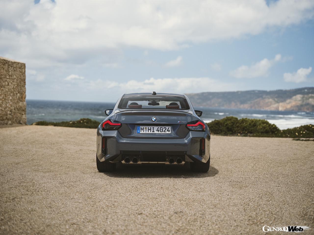 日本導入が開始された新型「BMW M2 クーペ」のエクステリア。