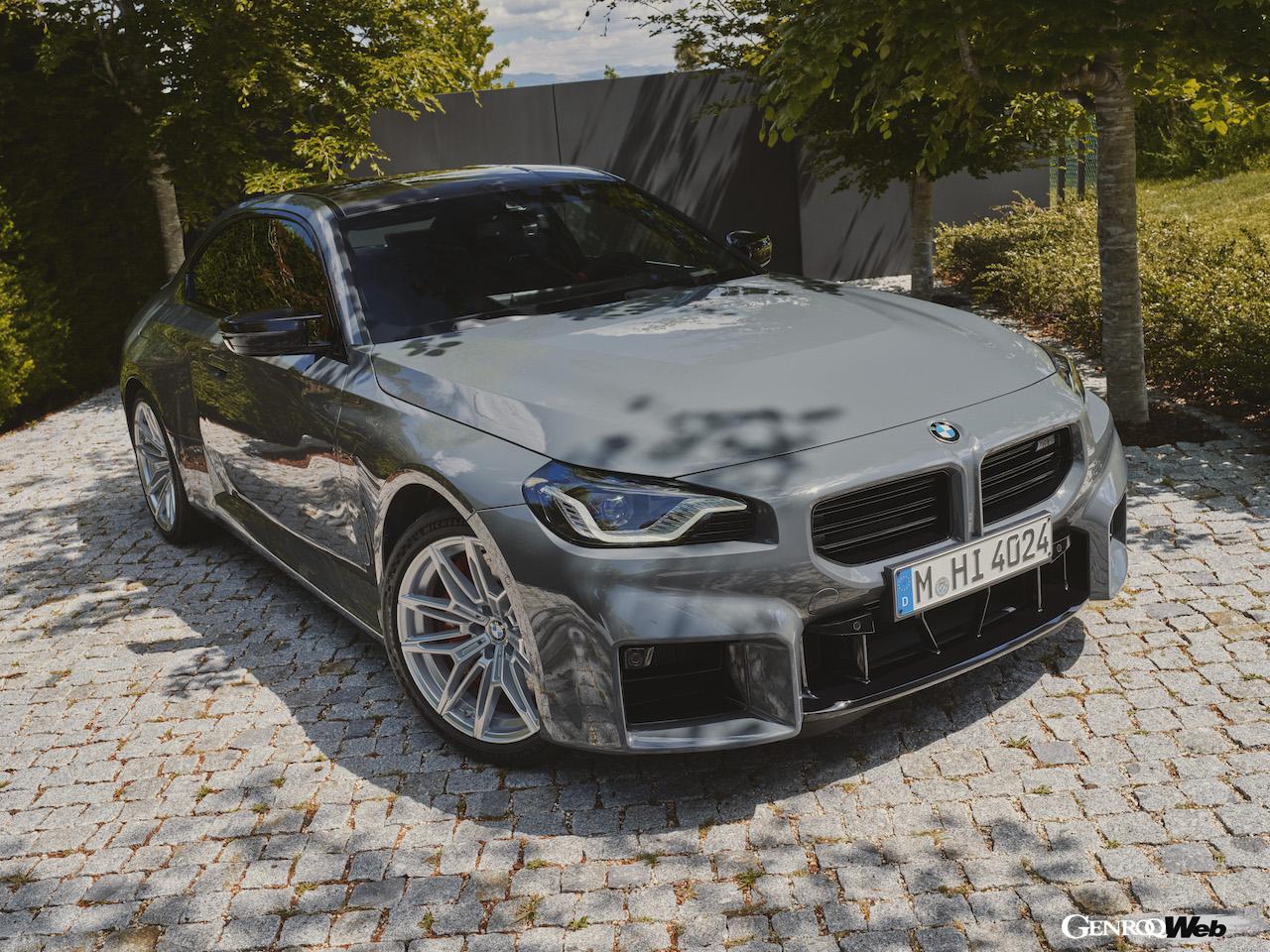 日本導入が開始された新型「BMW M2 クーペ」のエクステリア。