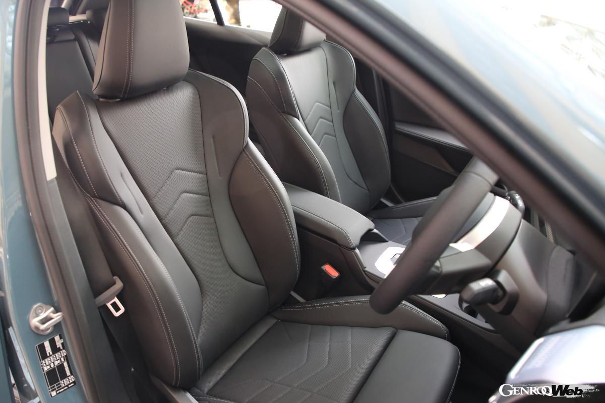 120のインテリア。