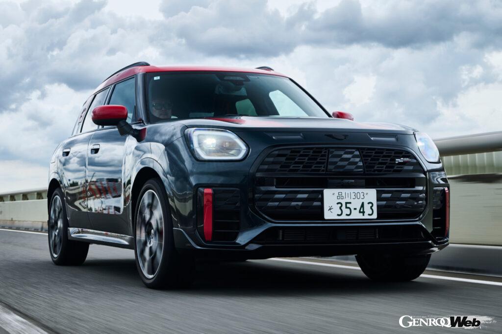 最新の激辛コンパクトSUV「MINI JCW カントリーマン ALL4」の乗り味は蒙古タンメン中本北極級？