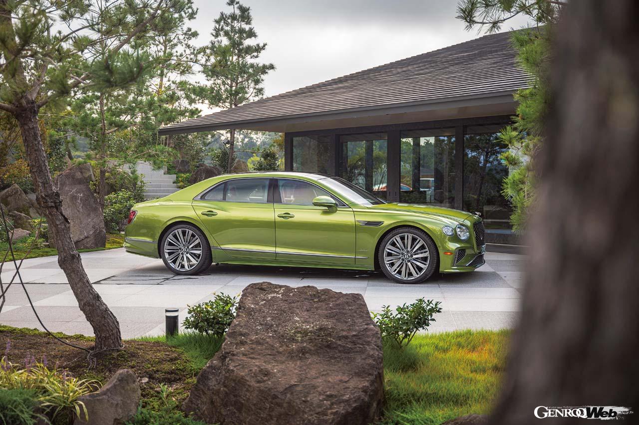 6月に新型コンチネンタルGTが、続く9月には新型フライングスパーが登場。今回、短時間ながらその両車に試乗する機会を得た。外観に大きな変更点はないものの、ベントレーはどちらもフルモデルチェンジと称する。その理由はどのあたりにあるのか。