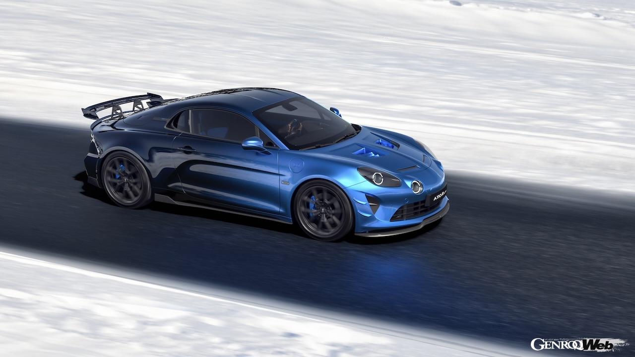 110台のみが限定販売される「アルピーヌ A110 R ウルティム」の走行シーン。