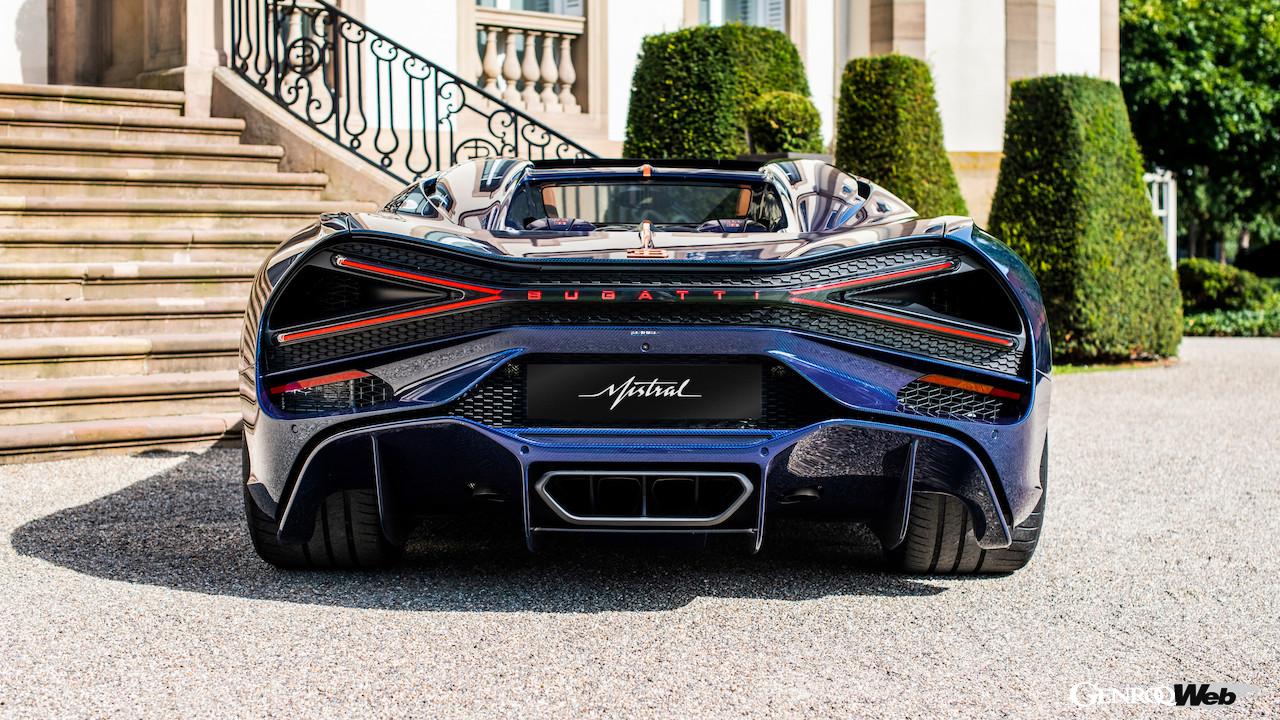 エアロダイナミクスと、ブガッティが誇る伝統や美的感覚が融合した、「ブガッティ W16 ミストラル」のエクステリア。