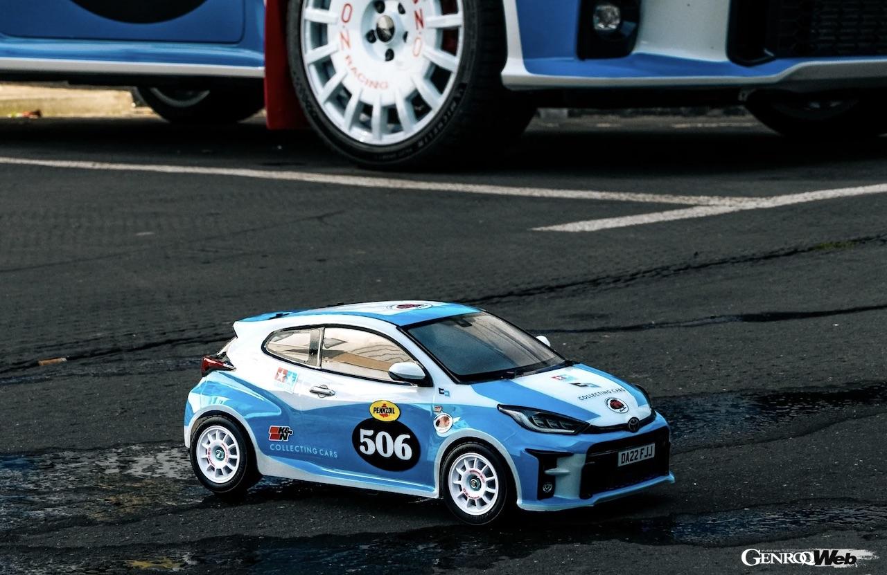 「1/10 RC ワーゲンオフローダー」を再現した「コレクティング・カーズ x タミヤGRヤリス」。