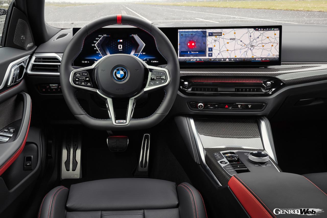 「BMW i4 M50 xDrive」のインテリア。