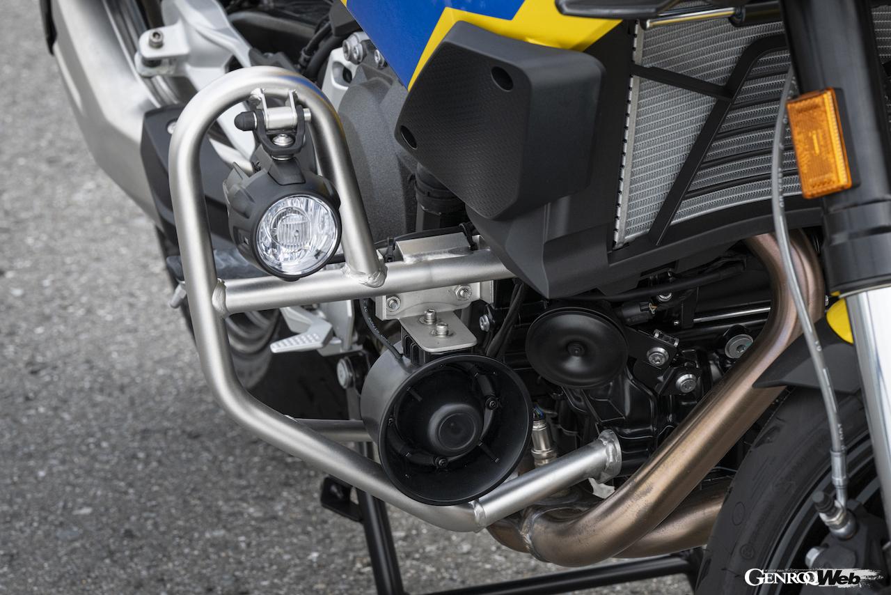 「BMW F 900 XR」の首都高速のパトロールバイク仕様。