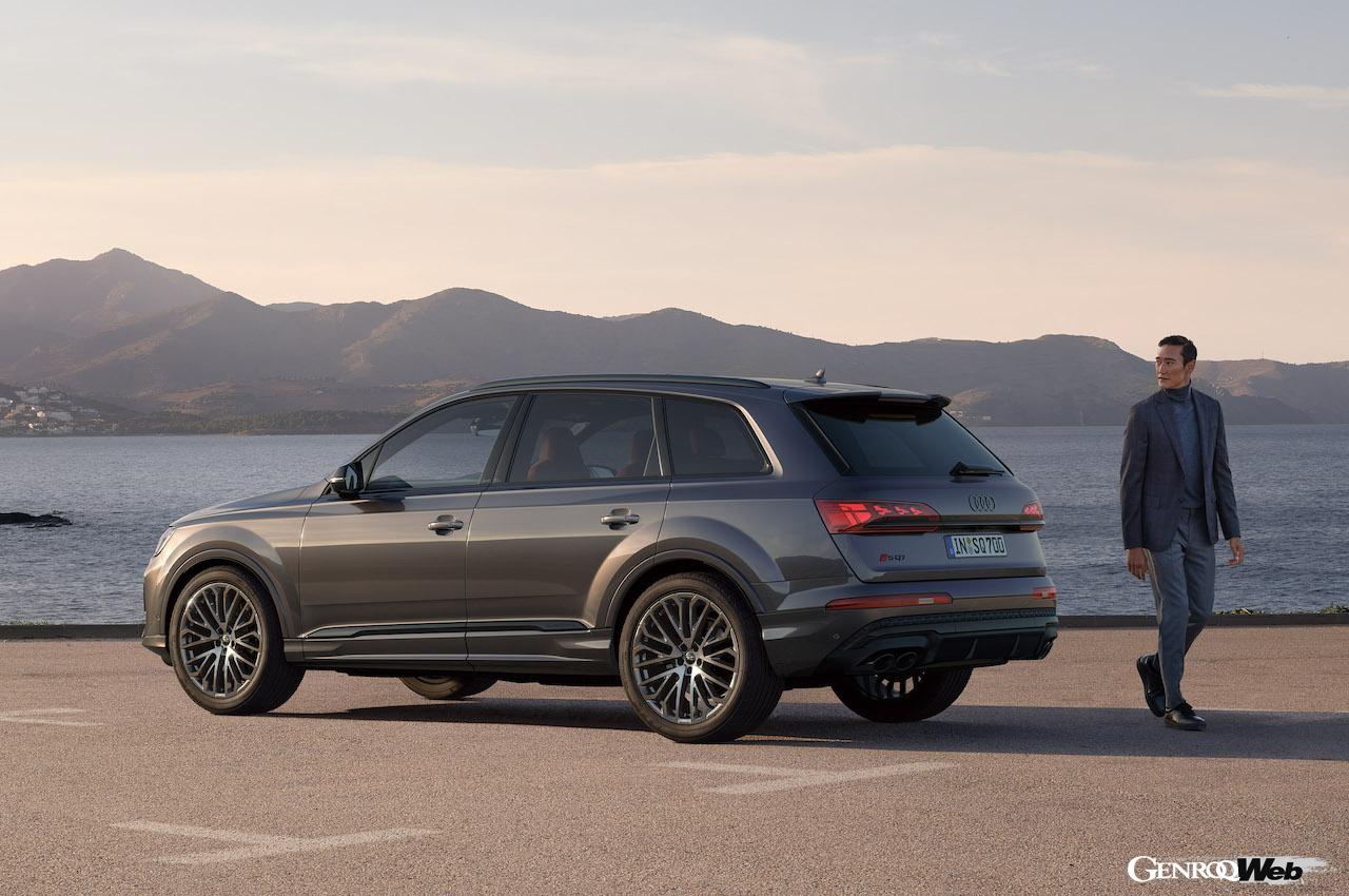 2度目のフェイスリフトを実施した「アウディ SQ7」のエクステリア。