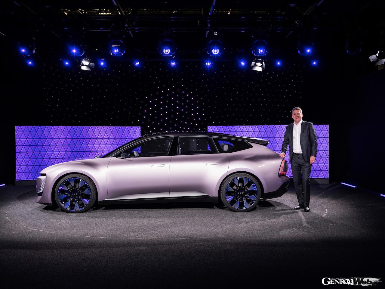 11月7日に中国上海で行われた「AUDI E コンセプト」のワールドプレミア。