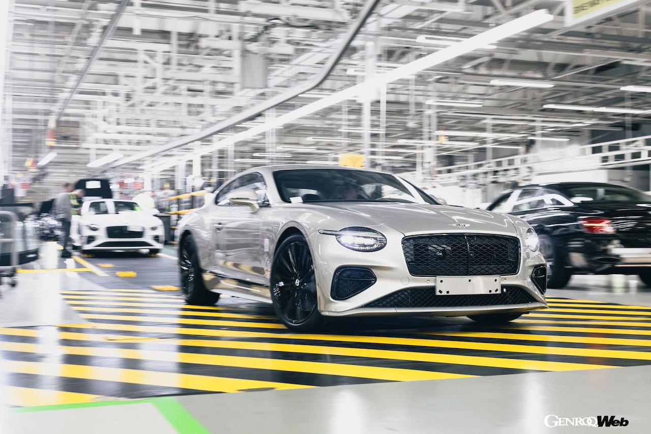 現在、英国・クルーの本社ファクトリーは、「ビヨンド100+」の達成に向けて、最先端のデザインセンター、塗装工場、BEVの組み立てラインが新設される。