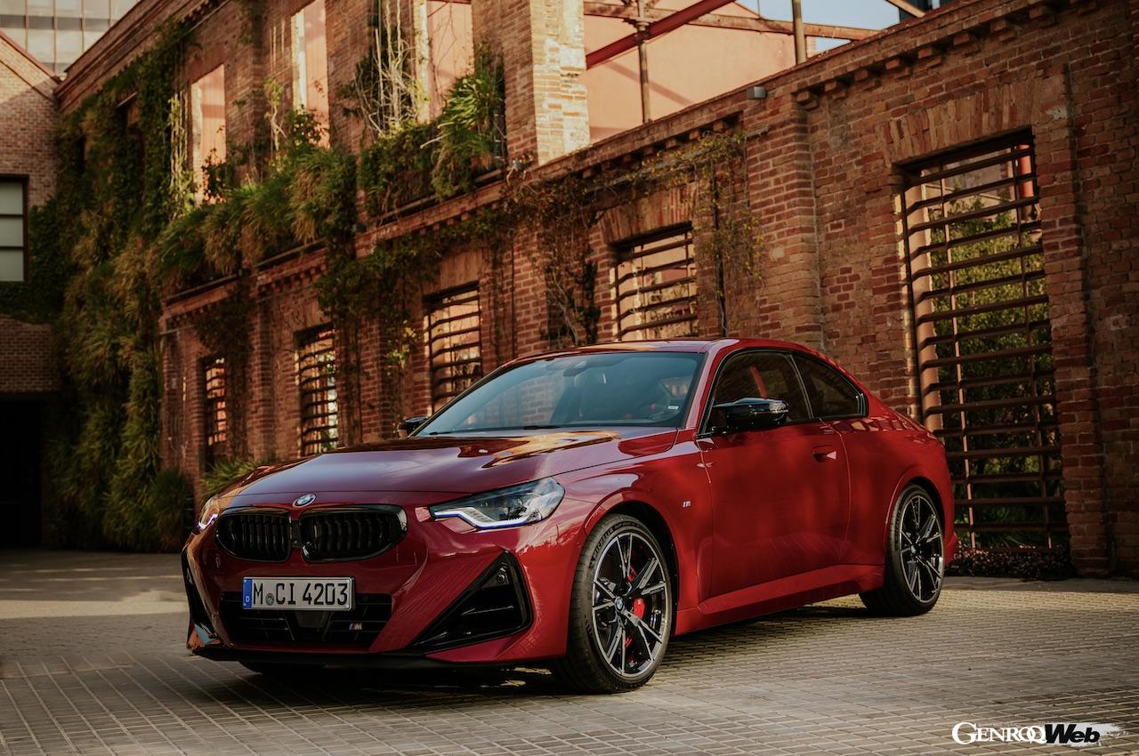 「BMW 2シリーズ クーペ」の一部改良モデルのエクステリア。