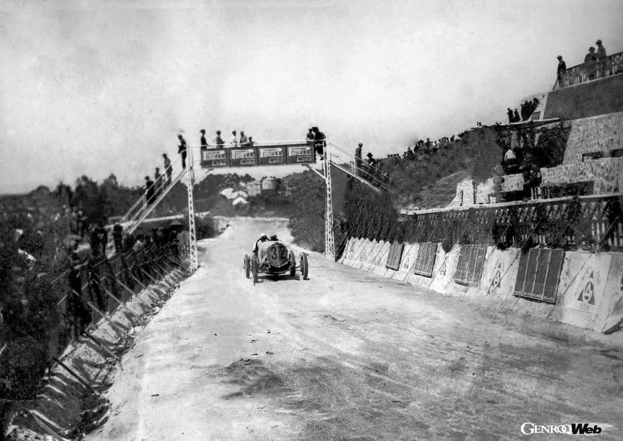 レストアされた1924年製「メルセデス 2リッター タルガ・フローリオ」は、この年のタルガ・フローリオにおいて、クリスチャン・ラウテンシュラガーが11位でフィニッシュした車両となる。