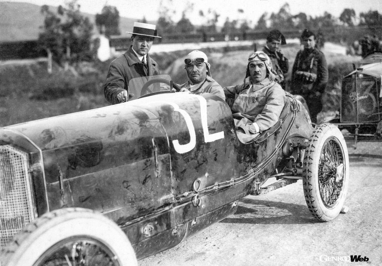 レストアされた1924年製「メルセデス 2リッター タルガ・フローリオ」は、この年のタルガ・フローリオにおいて、クリスチャン・ラウテンシュラガーが11位でフィニッシュした車両となる。