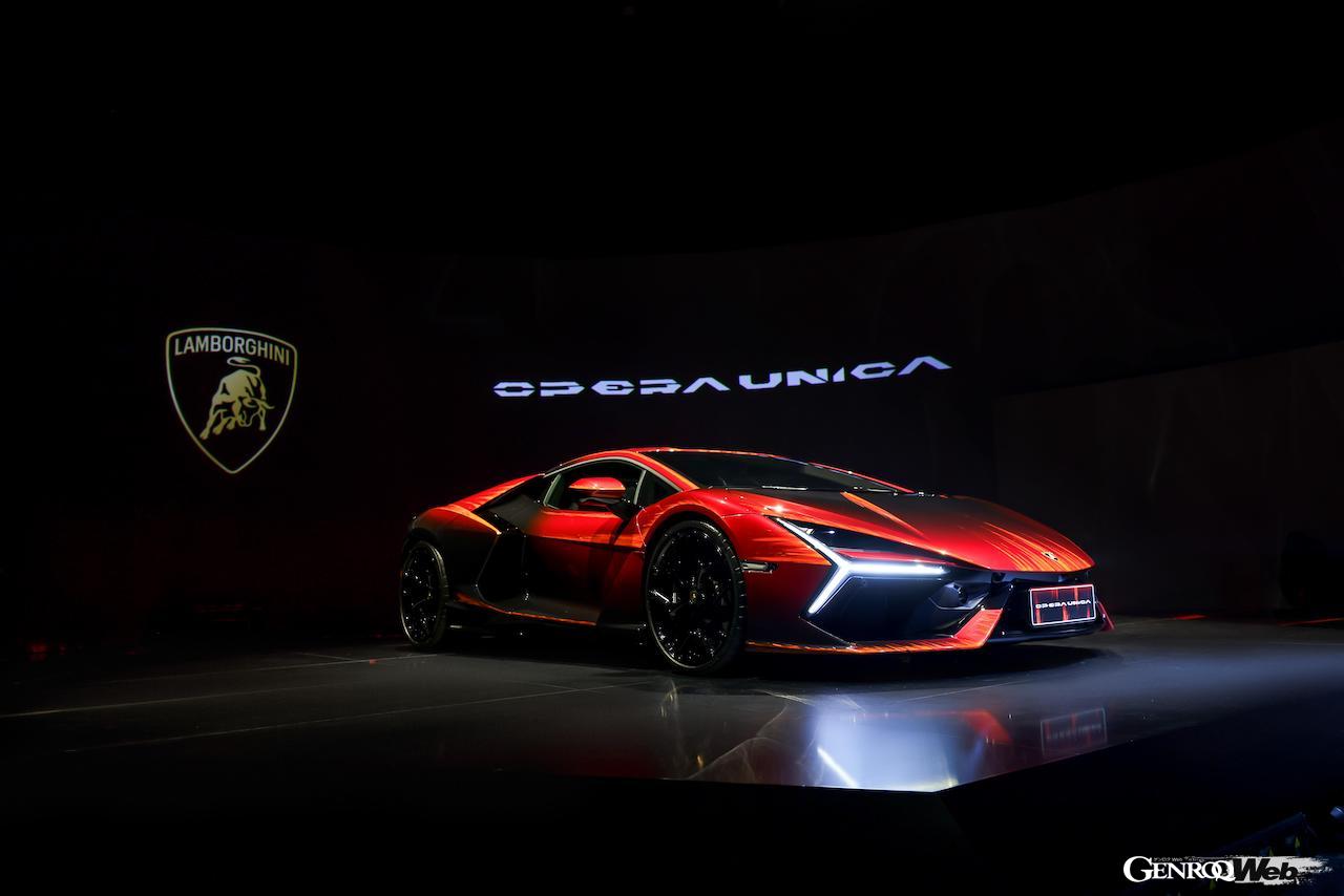 ワンオフモデル「ランボルギーニ レヴエルト オペラ ウニカ」のエクステリア。