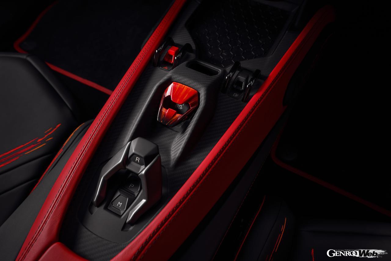 ワンオフモデル「ランボルギーニ レヴエルト オペラ ウニカ」のインテリア。