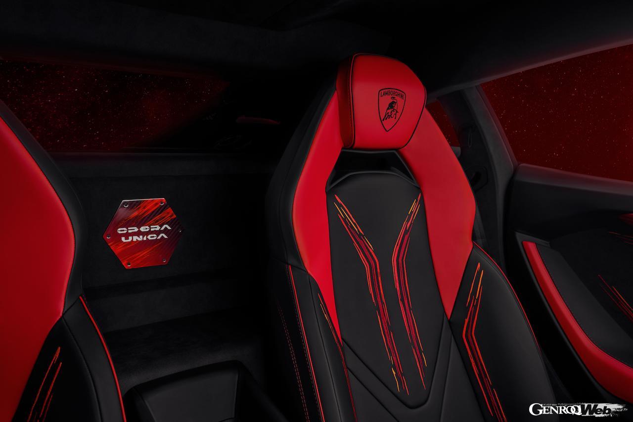 ワンオフモデル「ランボルギーニ レヴエルト オペラ ウニカ」のインテリア。