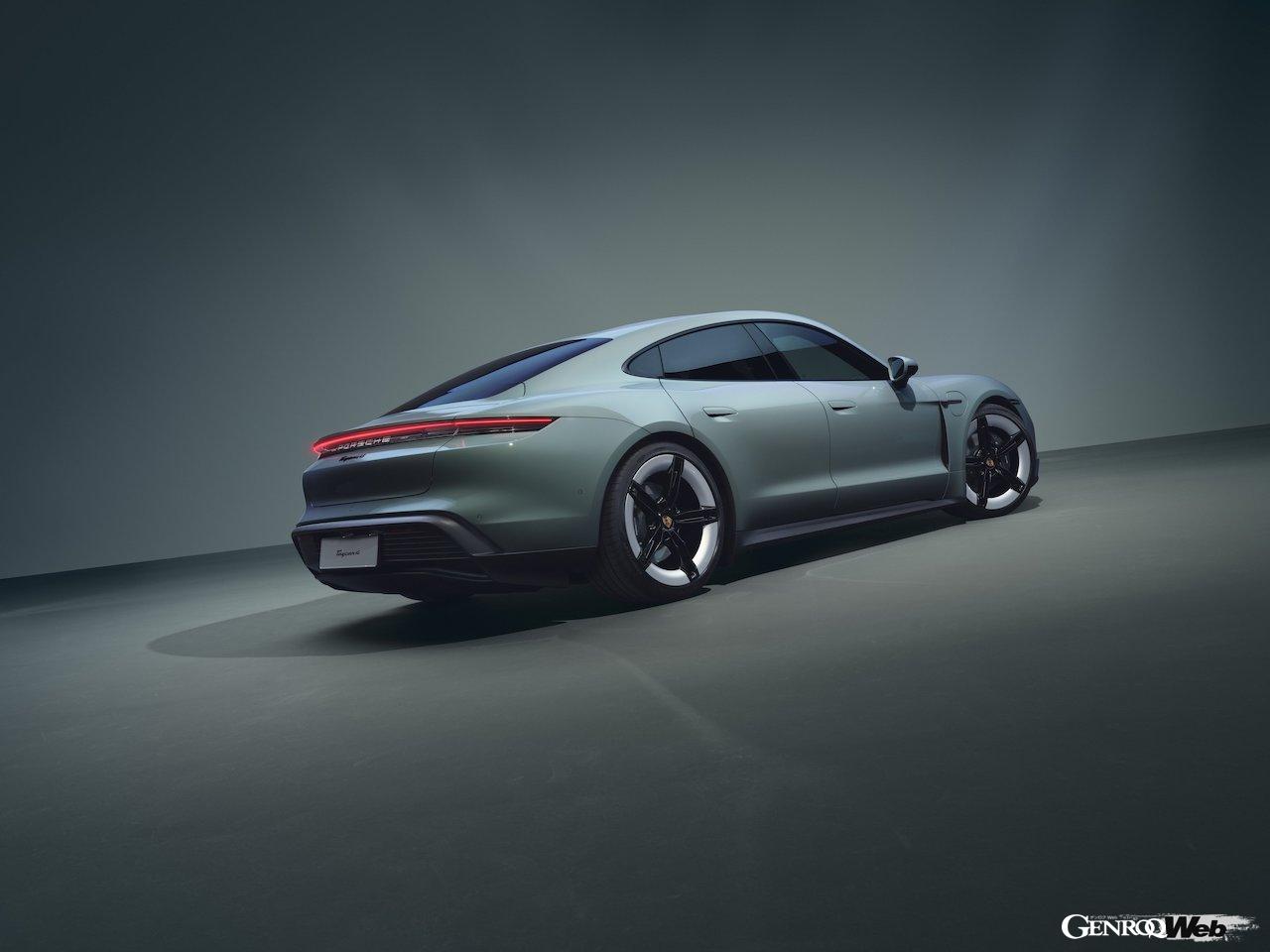 日本導入がスタートした「ポルシェ タイカン4」のエクステリア。