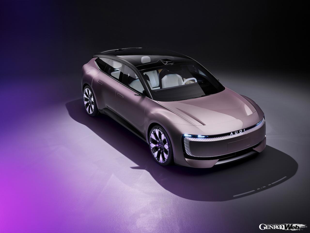 中国専用ブランド「AUDI」の「E コンセプト」も一般公開された。