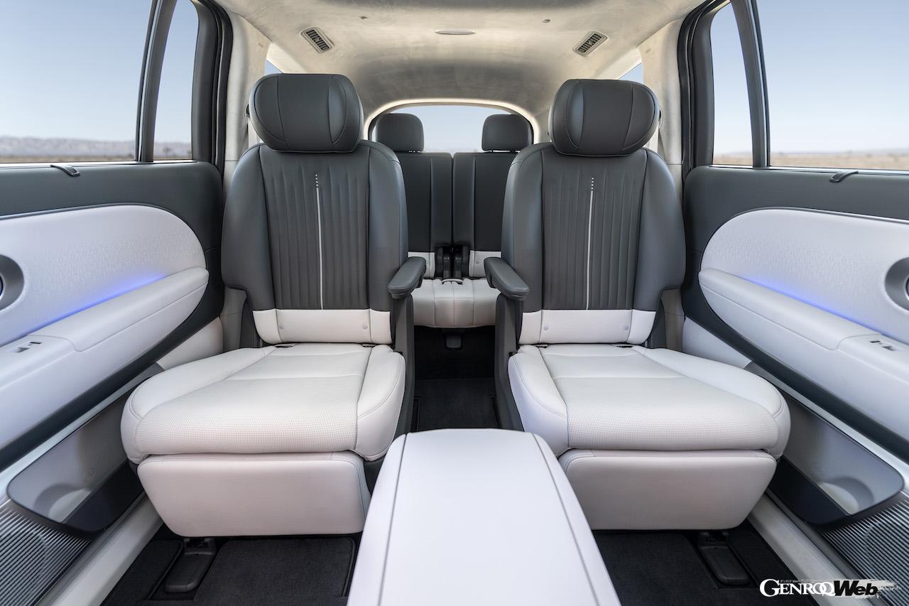 新型フル電動SUV「ヒョンデ アイオニック 9」のインテリア。