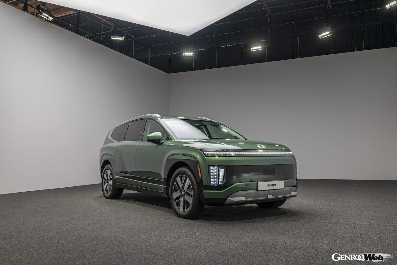 新型フル電動SUV「ヒョンデ アイオニック 9」のエクステリア。