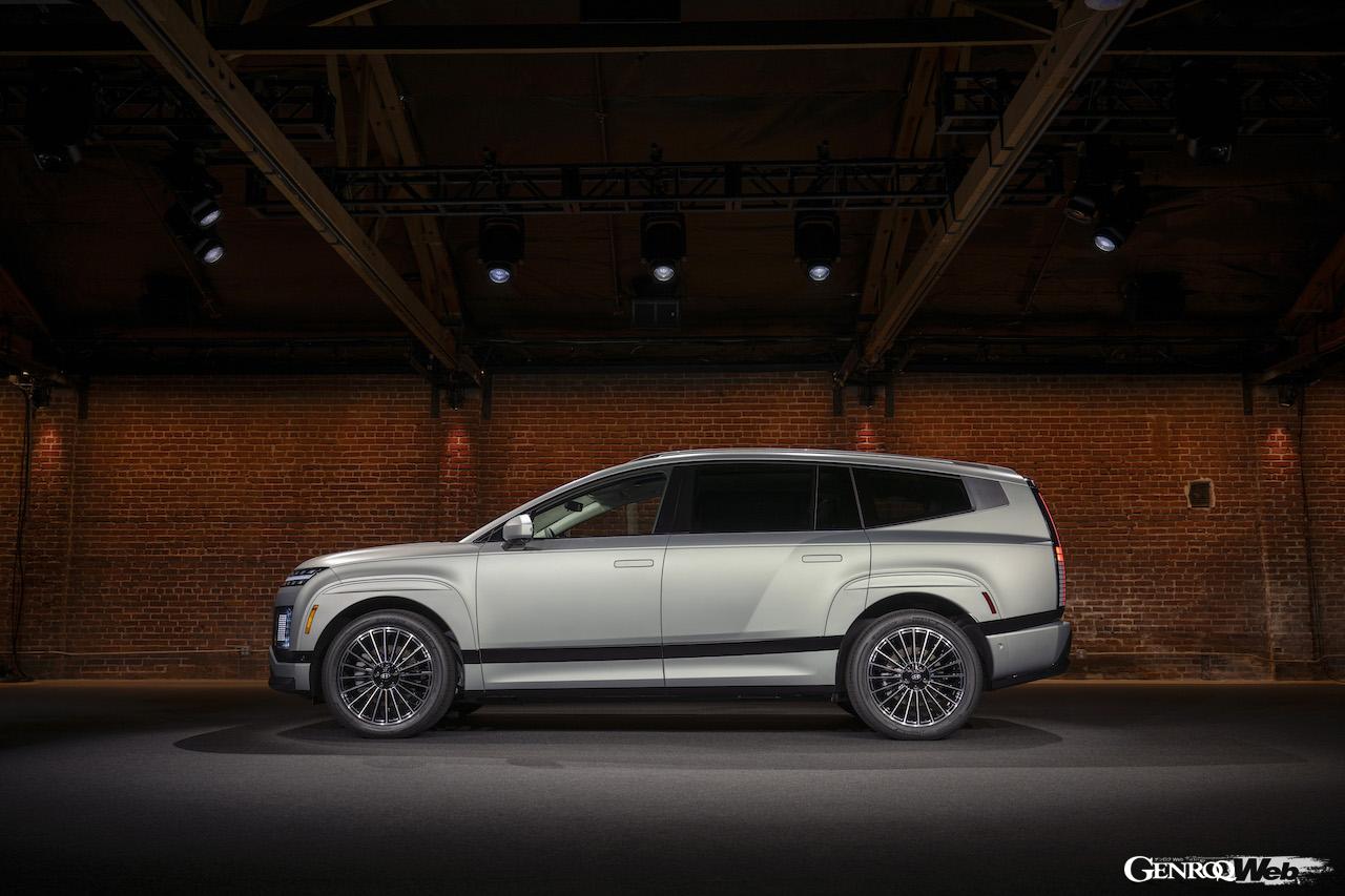 新型フル電動SUV「ヒョンデ アイオニック 9」のエクステリア。