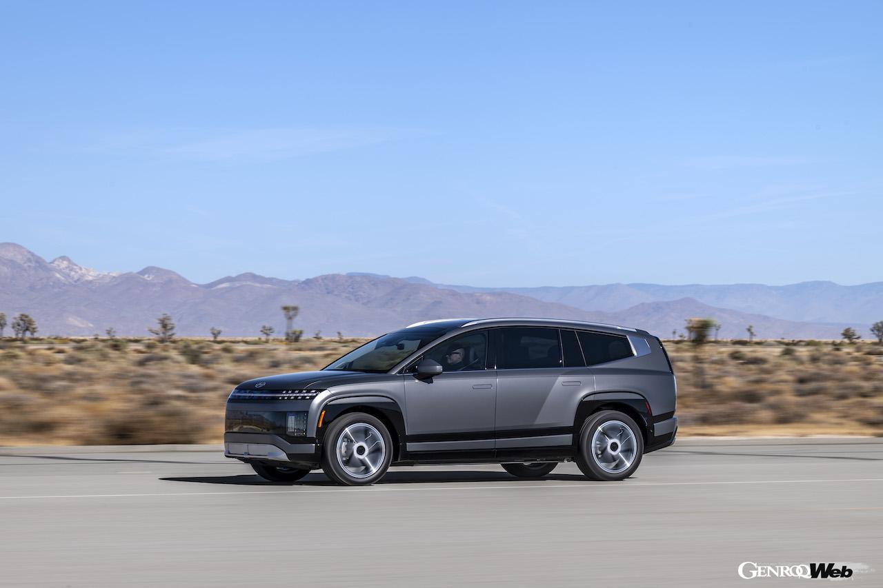 新型フル電動SUV「ヒョンデ アイオニック 9」のエクステリア。