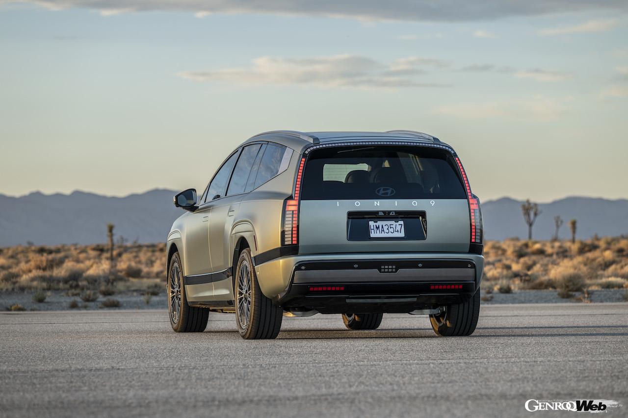 新型フル電動SUV「ヒョンデ アイオニック 9」のエクステリア。