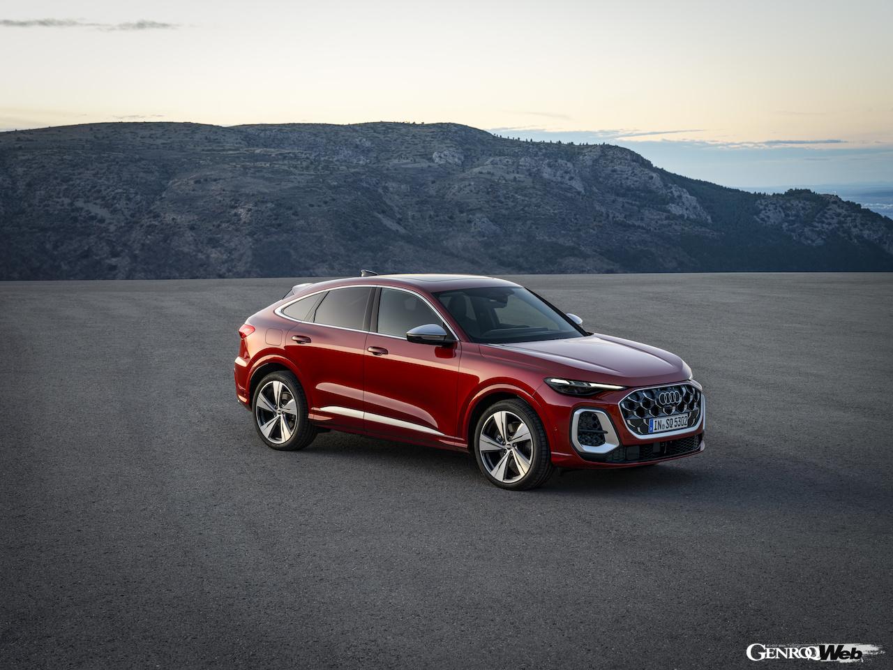 新型「アウディ Q5 スポーツバック」のエクステリア。