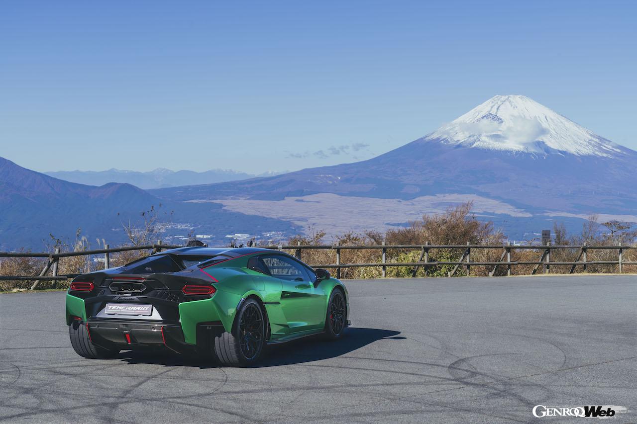 最新ハイブリッドパワートレインを搭載する「ランボルギーニ テメラリオ」が日本上陸を果たした。