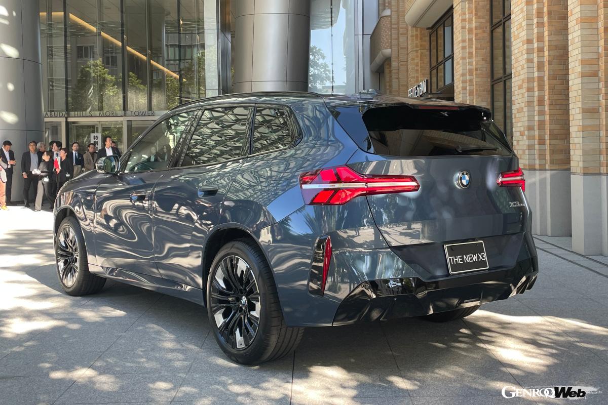 最大トルク400Nmと16.3km/Lの省燃費が魅力の20d xDrive。